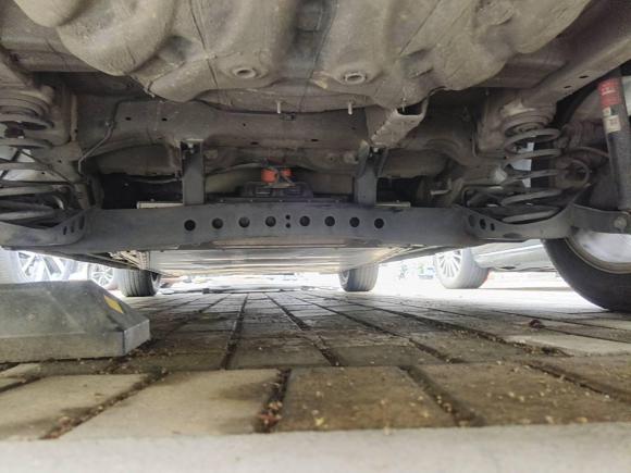 [深圳·粤B] 二手荣威荣威Ei52018款 互联网豪华版