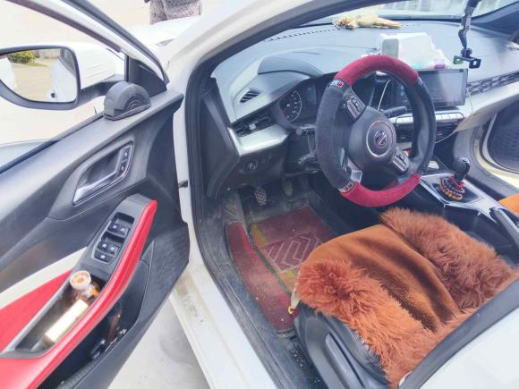 [南通·皖L] 二手名爵MG52021款 180DVVT 手动青春豪华版