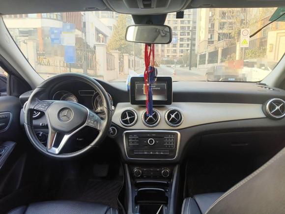 [杭州·浙A] 二手奔驰奔驰GLA2015款 GLA 200 动感型