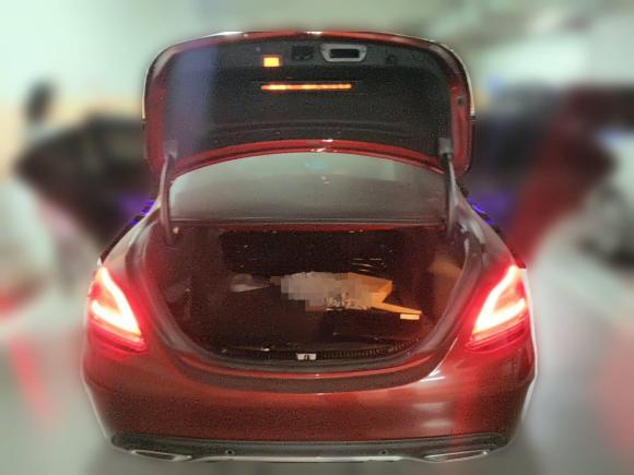 [深圳·粤B] 二手奔驰奔驰C级2021款 C 200 L 时尚型运动版