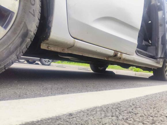 [青岛·鲁B] 二手上汽大通MAXUS大通G102014款 2.0T 自动行政版