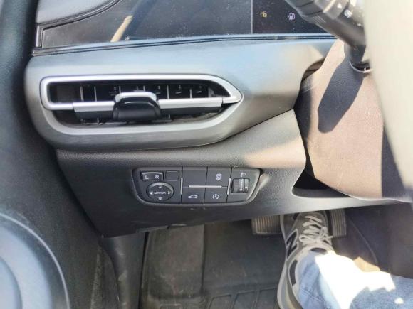 [上海·豫C] 二手长安逸动2021款 PLUS 蓝鲸NE 1.4T GDI DCT尊贵型