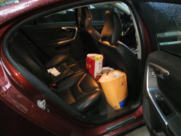 [武汉·鄂W] 二手沃尔沃沃尔沃S602015款 S60L 2.0T 智远版