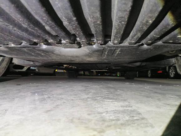 [南京·苏A] 二手奔驰奔驰E级2018款 改款 E 200 L 运动型