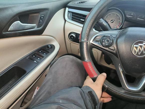 [南通·苏F] 二手别克威朗2015款 三厢 15S 自动领先型