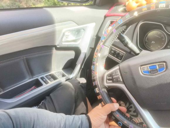 [上海·皖B] 二手吉利汽车远景X62016款 1.3T CVT旗舰型