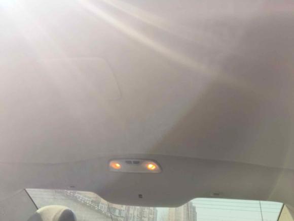 [济南·鲁A] 二手沃尔沃沃尔沃S402007款 2.4i 智雅版