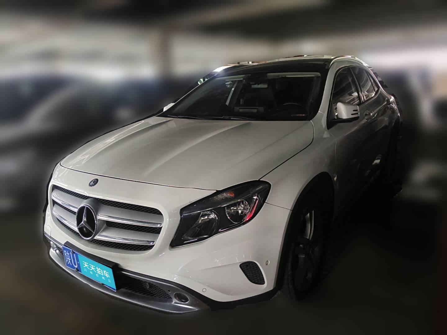 [西安·陕U] 奔驰奔驰GLA2015款 GLA 200 动感型