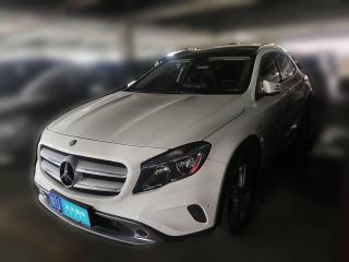 奔驰奔驰GLA2015款 GLA 200 动感型
