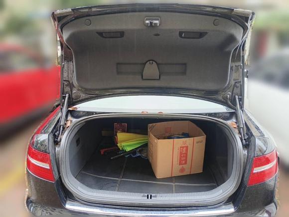 [芜湖·皖B] 二手奥迪奥迪A6L2011款 2.0 TFSI 自动标准型