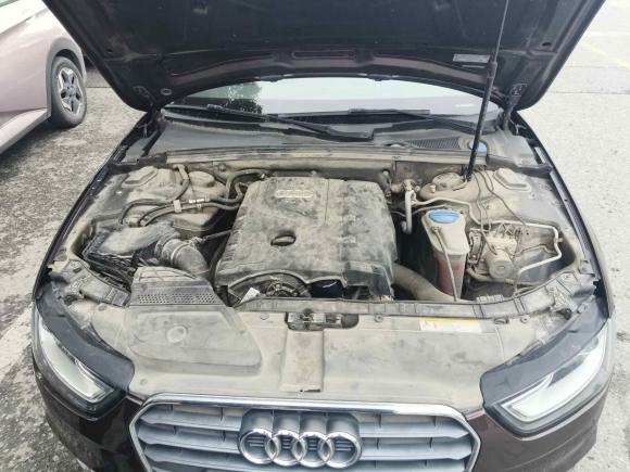 [南通·苏E] 二手奥迪奥迪A4L2016款 30 TFSI 典藏版 自动舒适型