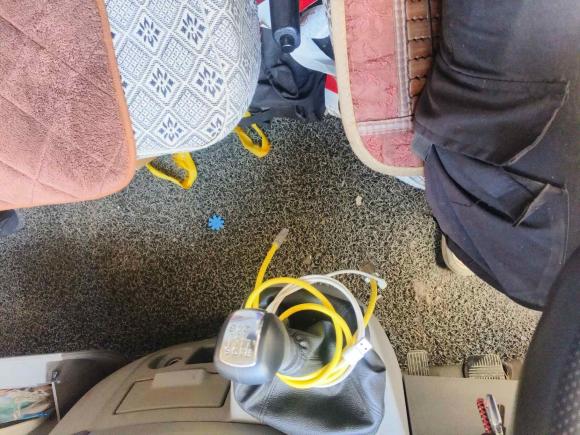 [义乌·浙A] 二手东风御风御风2014款 2.5T御利宝物流车标配短轴中顶ZD25