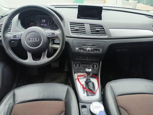 [济南·鲁A] 二手奥迪奥迪Q32018款 30周年年型 30 TFSI 时尚型