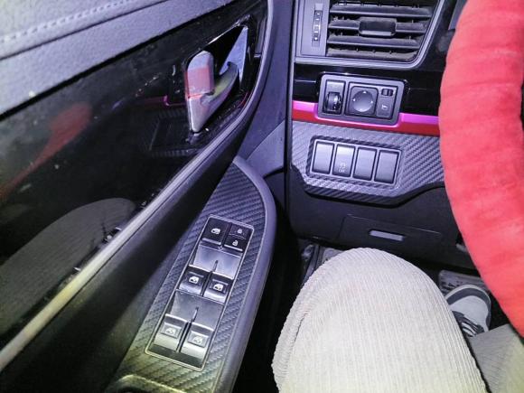 [湖州·苏F] 二手东风风行景逸X52017款 乐享系列 1.6L CVT豪华型