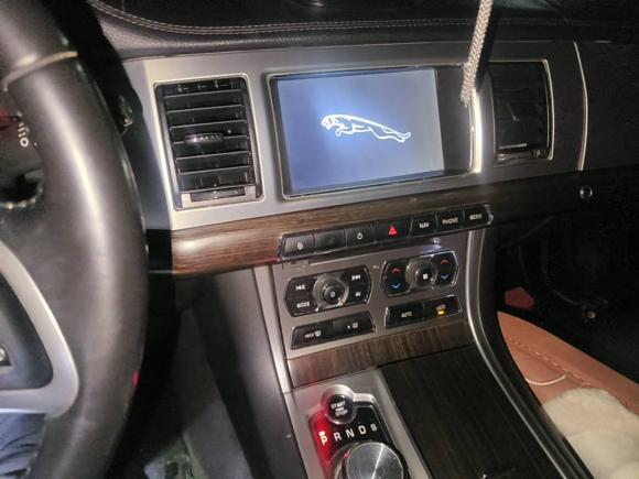 [苏州·苏U] 二手捷豹捷豹XF2013款 XF 2.0T 风华版