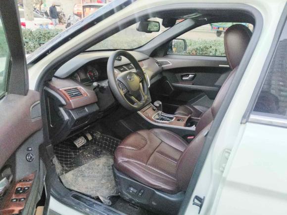 [西安·陕A] 二手陆风陆风X72015款 2.0T 全景尊贵版