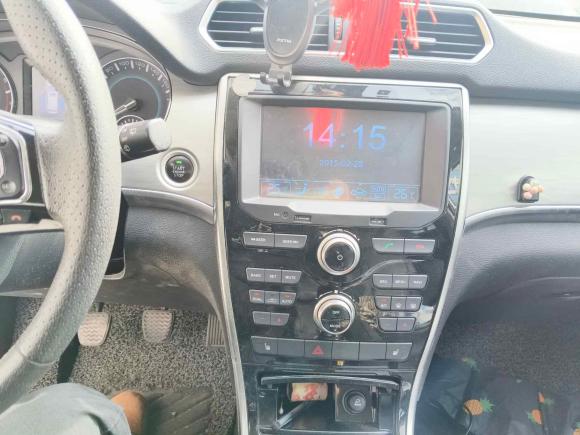 [南通·苏E] 二手哈弗哈弗H22014款 1.5T 手动两驱尊贵版