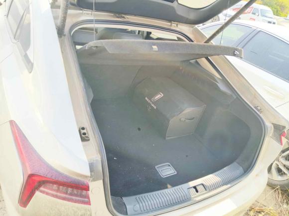 [深圳·粤L] 二手奔腾奔腾B702023款 第三代 1.5T 自动畅享型