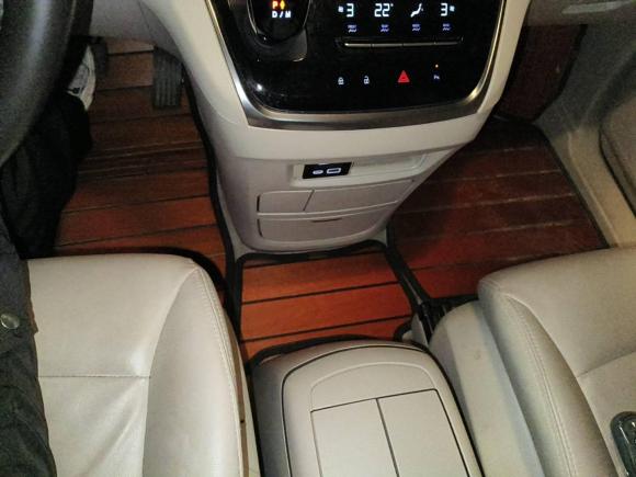 [杭州·浙A] 二手别克别克GL82020款 陆上公务舱 652T 豪华型