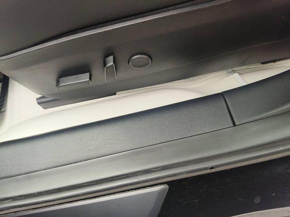 [成都·川A] 二手特斯拉Model 32021款 标准续航后驱升级版 3D6