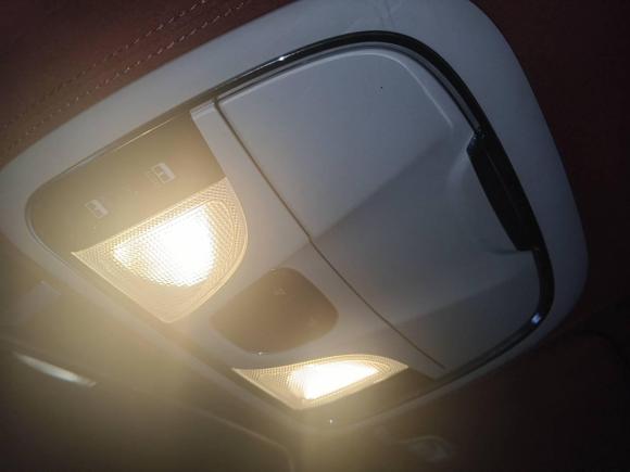 [武汉·鄂A] 二手Jeep自由光2014款 2.4L 豪华版