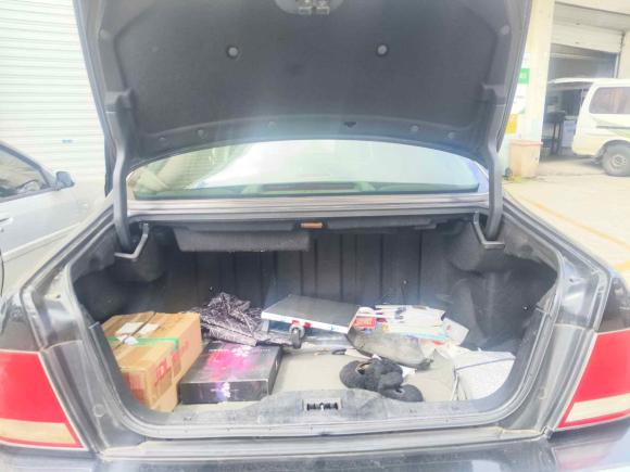 [苏州·苏E] 二手双龙主席2002款 3.2 CM600S