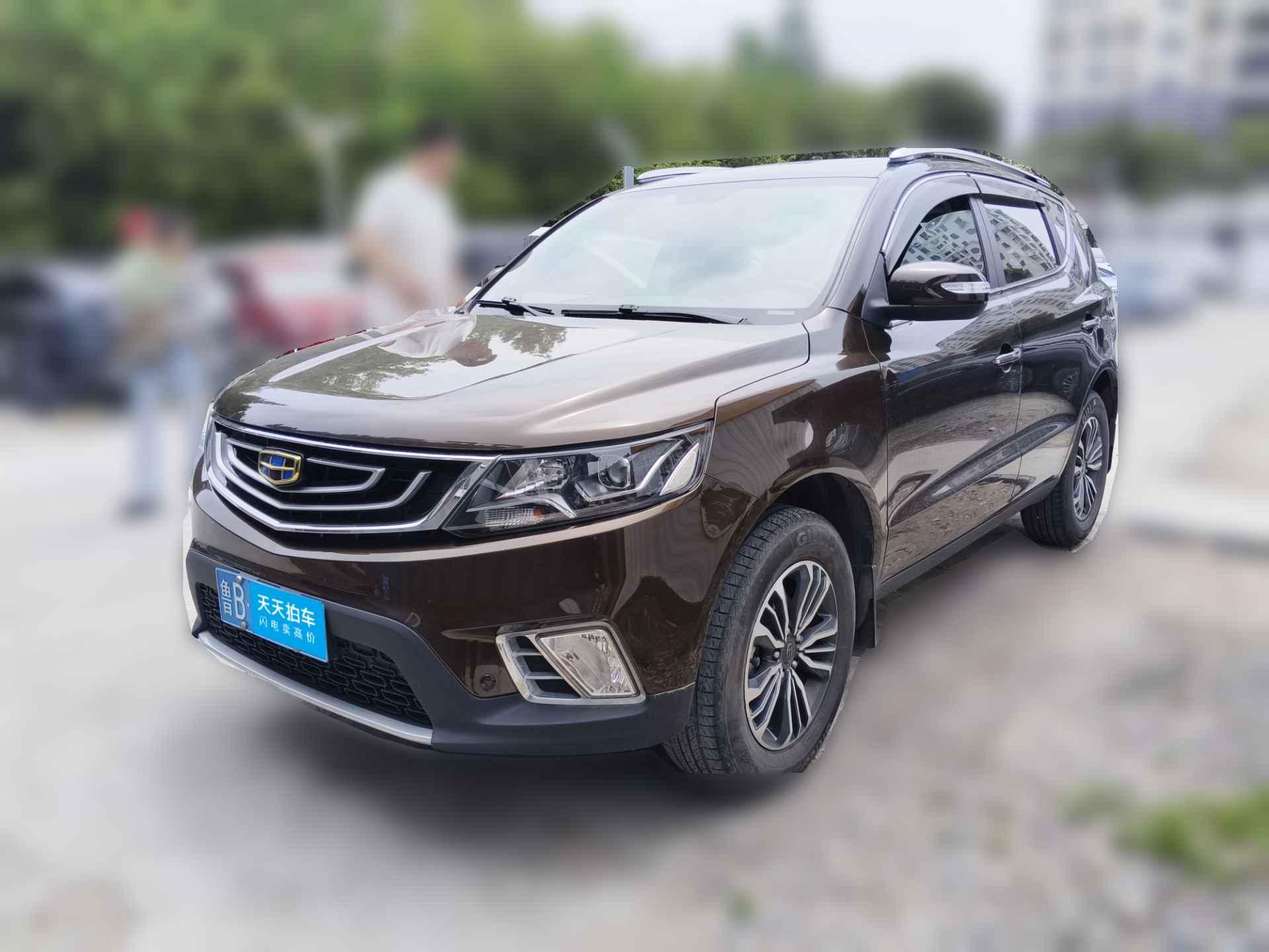 [青岛·鲁B] 吉利汽车远景X62016款 1.8L 手动豪华型
