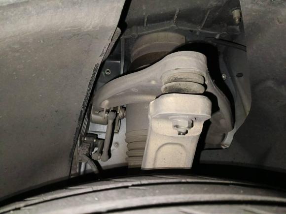 [上海·沪B] 二手玛莎拉蒂Levante2016款 3.0T 标准型