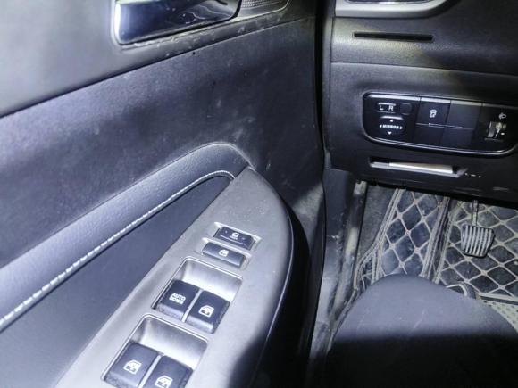 [苏州·豫H] 二手长安长安CS352017款 1.6L 手动豪华型