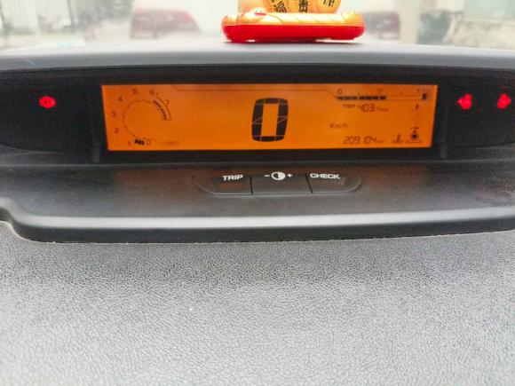 [合肥·皖A] 二手雪铁龙世嘉2016款 经典 三厢 1.6L 手动CNG