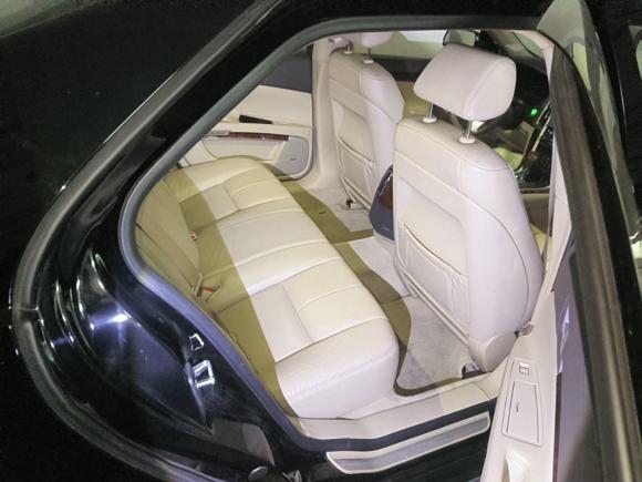 [上海·沪L] 二手凯迪拉克SLS赛威2011款 2.0T 精英型