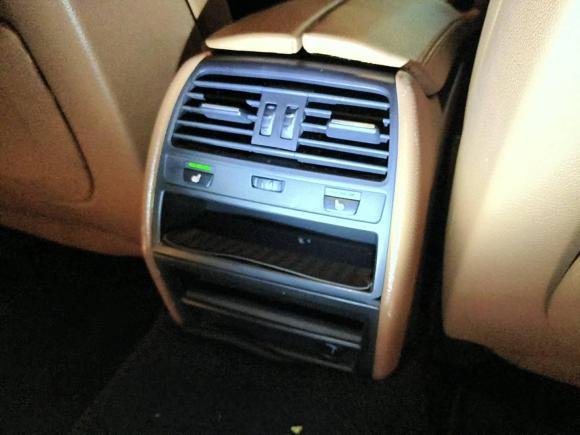 [深圳·粤B] 二手宝马宝马7系2011款 730Li典雅型