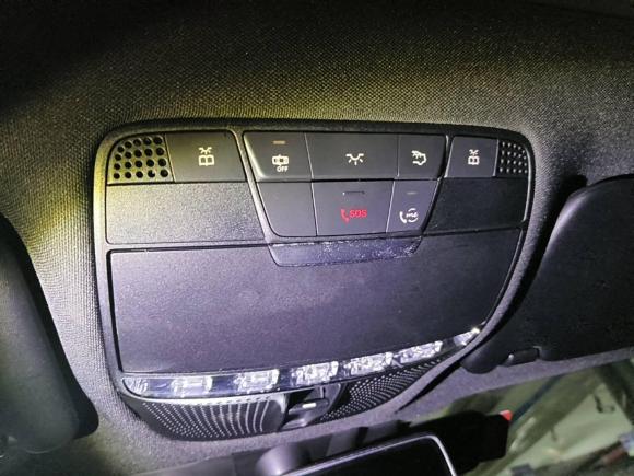 [广州·粤A] 二手奔驰奔驰GLC2020款 改款 GLC 300 L 4MATIC 动感型