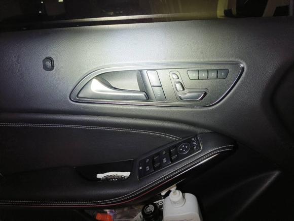 [武汉·鄂A] 二手奔驰奔驰GLA2017款 GLA 200 时尚型