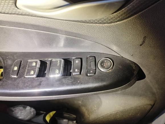 [青岛·鲁B] 二手宝骏宝骏7302019款 1.5L 手动时尚型 7座 国V