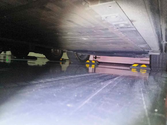 [深圳·粤B] 二手蔚来蔚来ES82018款 355KM 基准版 七座版