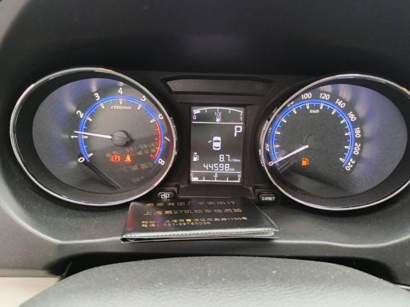 [上海·豫N] 二手东风风行风行S5002016款 1.6L CVT尊享型