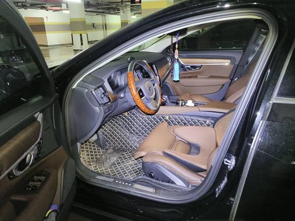 [上海·沪B] 二手沃尔沃沃尔沃S902020款 T5 智远豪华版