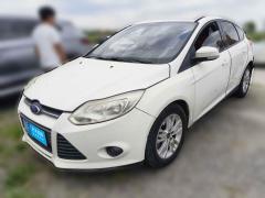 [嘉兴·浙F]福特&nbsp;&nbsp;福克斯&nbsp;&nbsp;2012款 两厢 1.6L 自动舒适型