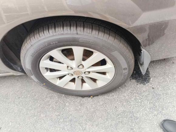 [广州·粤A] 二手别克别克GL82014款 2.4L 经典版