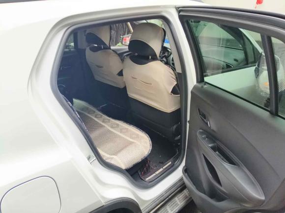 [成都·川A] 二手雪佛兰创酷2018款 330T 自动两驱精英型