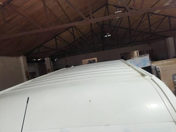 [南京·苏A] 二手上汽大通MAXUS新途V802019款 2.5T经典款AMT傲运通改款短轴中顶5/6座