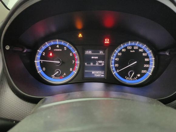 [西安·陕A] 二手铃木锋驭2015款 1.6L 手动两驱进取型