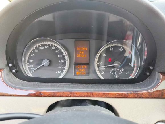 [上海·沪E] 二手奔驰唯雅诺2013款 3.0L 领航版