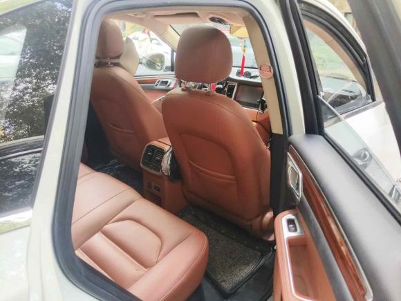 [上海·沪C] 二手众泰众泰SR92017款 2.0T 自动极致之光版