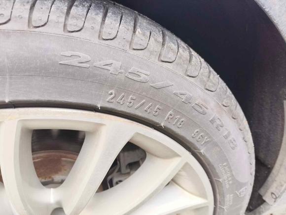 [上海·沪A] 二手宝马宝马5系2014款 525Li 豪华设计套装