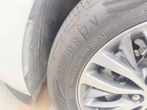 [深圳·粤B] 二手别克别克GL82020款 ES陆尊 653T 舒适型