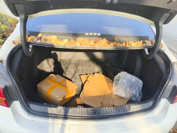 [金华·浙G] 二手别克威朗2015款 三厢 15S 自动领先型