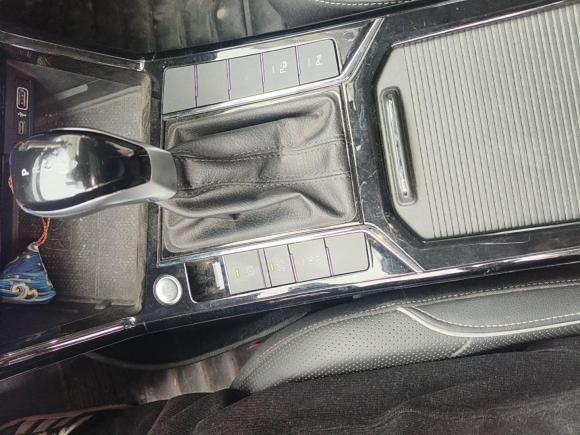 [武汉·鄂A] 二手大众帕萨特2022款 330TSI 豪华版