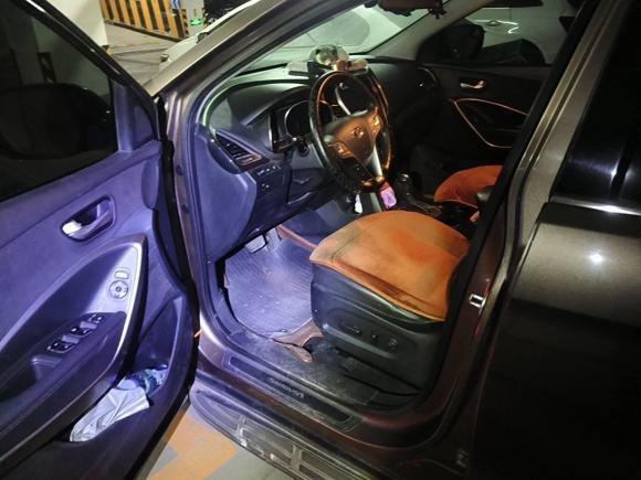 [济南·鲁A] 二手现代胜达2013款 2.4L 自动两驱智能型